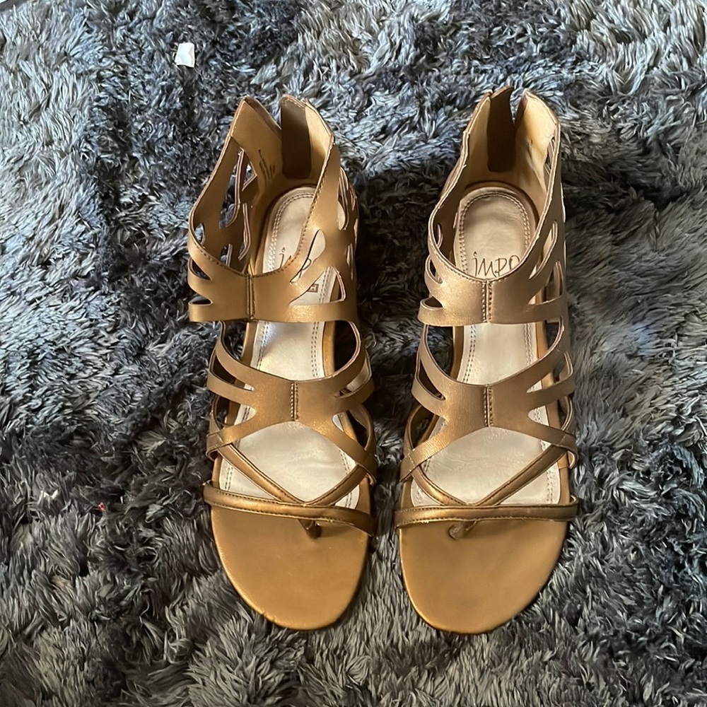 Bronze heels